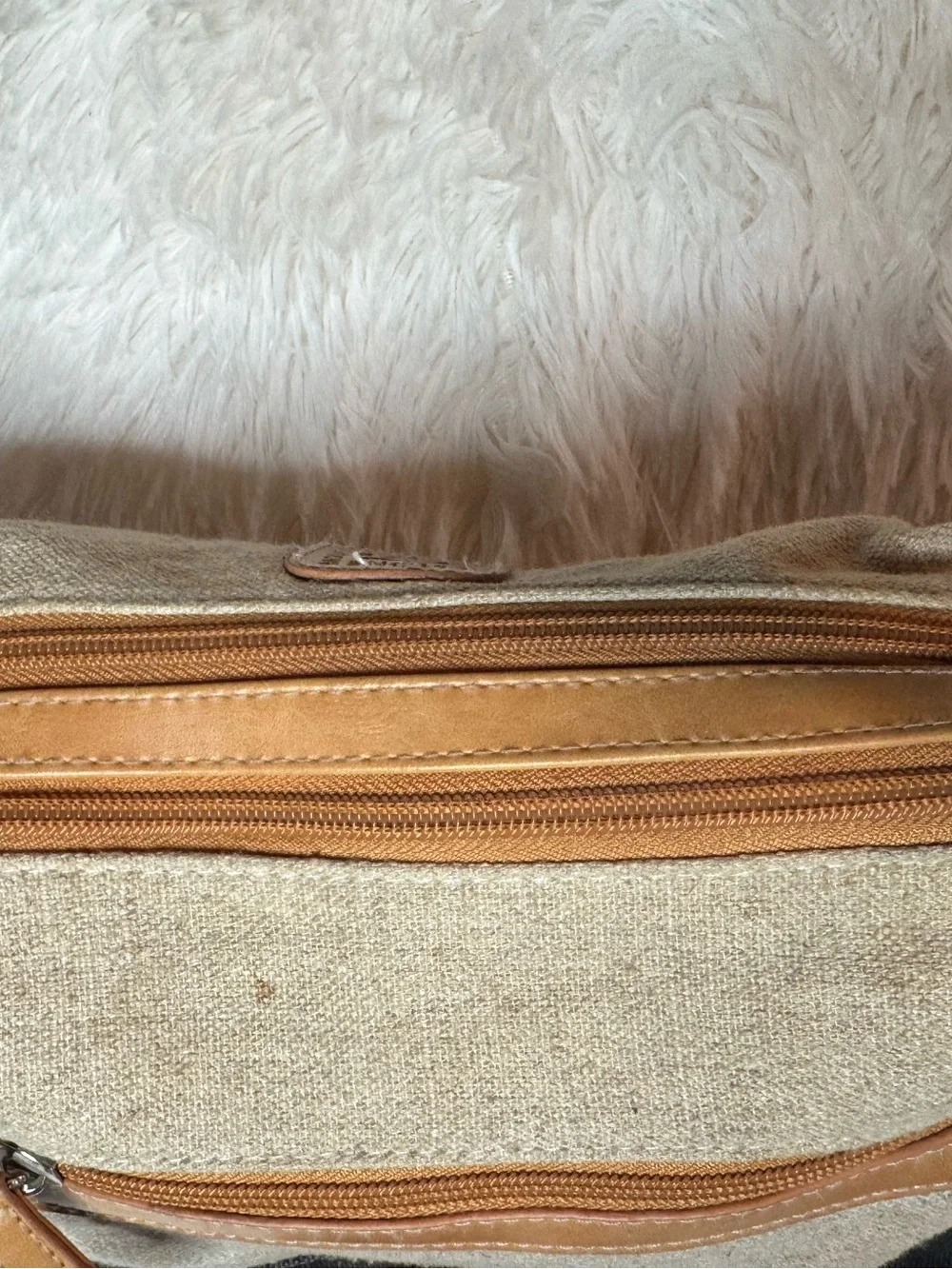 Stone Mountain Color Block Crossbody Bag - Picture 7 of 12